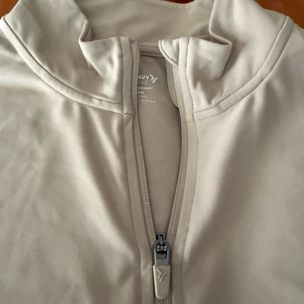 Old Navy Zip-Front Active Jacket - Picture 4 of 5
